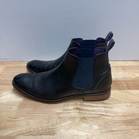 Ted Baker London Black Chelsea Boots - Picture 3 of 8